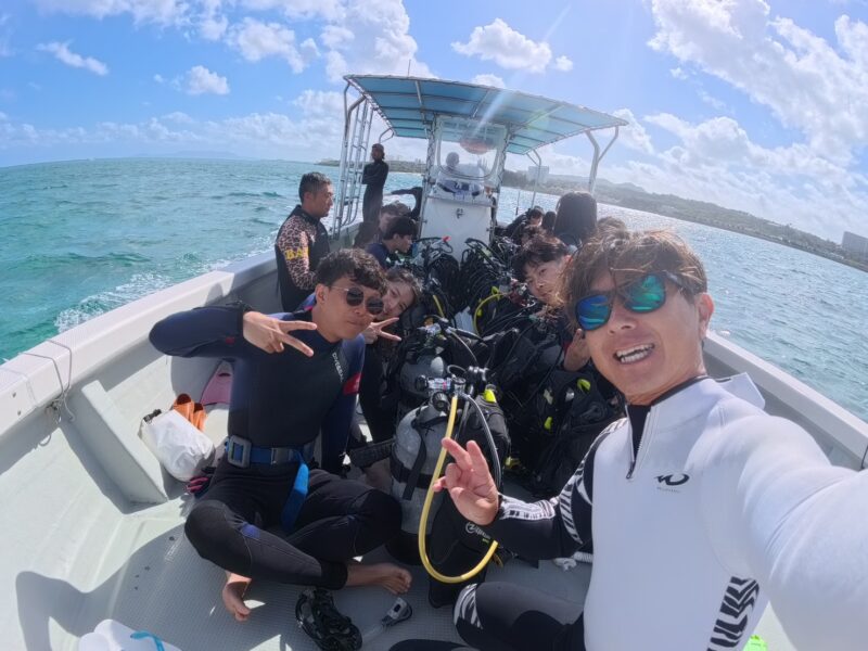 冲绳潜水 PADI 中文服务